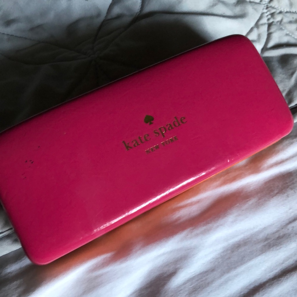 Sunglasses case